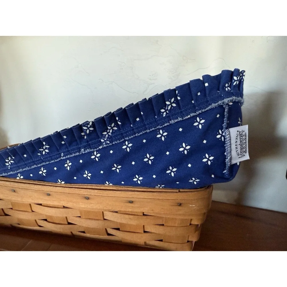 LONGABERGER 1993 BREAD BASKET Blue FABRIC LINER & PROTECTOR & BRICK, COTTAGECORE